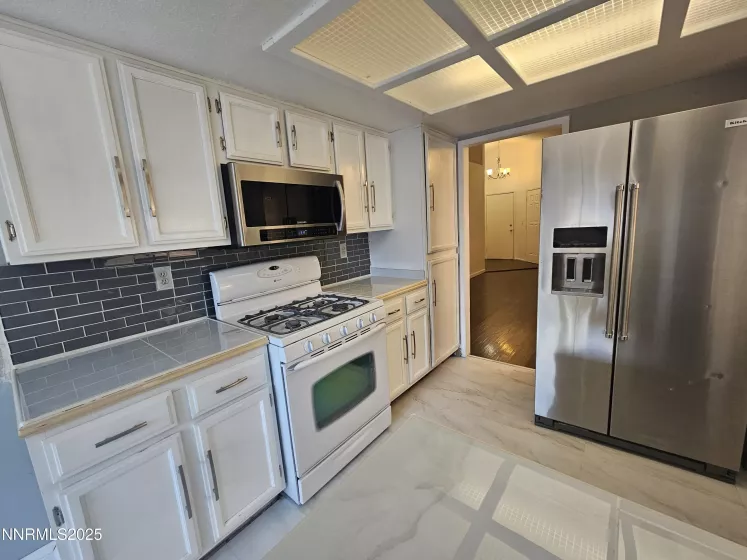 2255 Rockdale, Sparks, Nevada 89434, 3 Bedrooms Bedrooms, ,2 BathroomsBathrooms,Residential,Residential,Rockdale,250052468