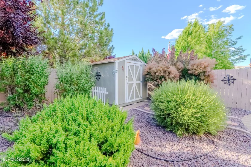 10139 Cascade Falls, Reno, Nevada 89521, 3 Bedrooms Bedrooms, ,2 BathroomsBathrooms,Residential,Residential,Cascade Falls,250052470