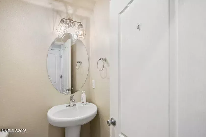 1825 Star Bright, Reno, Nevada 89523, 3 Bedrooms Bedrooms, ,3 BathroomsBathrooms,Residential,Residential,Star Bright,250052469