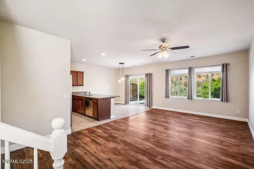 1825 Star Bright, Reno, Nevada 89523, 3 Bedrooms Bedrooms, ,3 BathroomsBathrooms,Residential,Residential,Star Bright,250052469