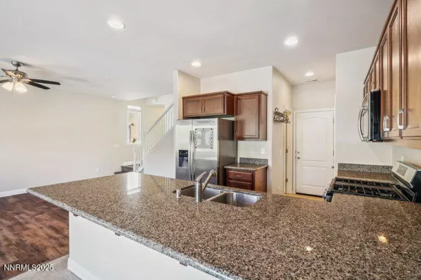 1825 Star Bright, Reno, Nevada 89523, 3 Bedrooms Bedrooms, ,3 BathroomsBathrooms,Residential,Residential,Star Bright,250052469