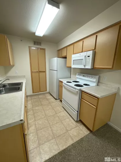 6850 Sharlands, Reno, Nevada 89523, 2 Bedrooms Bedrooms, ,2 BathroomsBathrooms,Residential Lease,Manufactured,Sharlands,250052473