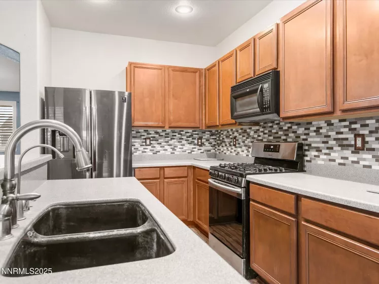 1616 Laverder, Fernley, Nevada 89408, 3 Bedrooms Bedrooms, ,2 BathroomsBathrooms,Residential,Residential,Laverder,250052476