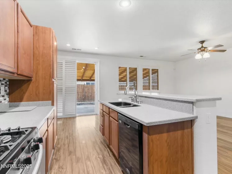 1616 Laverder, Fernley, Nevada 89408, 3 Bedrooms Bedrooms, ,2 BathroomsBathrooms,Residential,Residential,Laverder,250052476