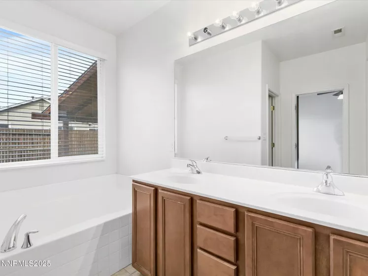 1616 Laverder, Fernley, Nevada 89408, 3 Bedrooms Bedrooms, ,2 BathroomsBathrooms,Residential,Residential,Laverder,250052476