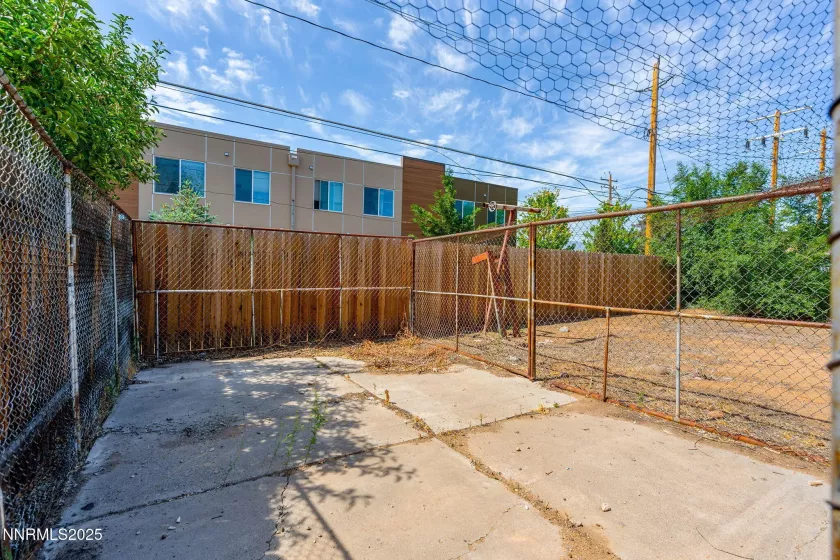 1230 Castle, Reno, Nevada 89512, 3 Bedrooms Bedrooms, ,1 BathroomBathrooms,Residential,Residential,Castle,250052478