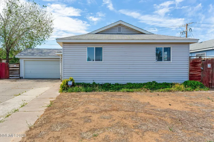 1230 Castle, Reno, Nevada 89512, 3 Bedrooms Bedrooms, ,1 BathroomBathrooms,Residential,Residential,Castle,250052478