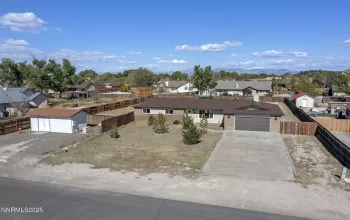 684 Carson River, Fallon, Nevada 89406, 3 Bedrooms Bedrooms, ,2 BathroomsBathrooms,Residential,Residential,Carson River,250052480