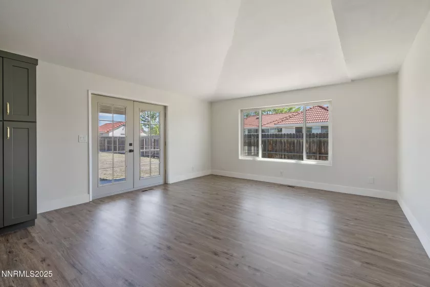 684 Carson River, Fallon, Nevada 89406, 3 Bedrooms Bedrooms, ,2 BathroomsBathrooms,Residential,Residential,Carson River,250052480