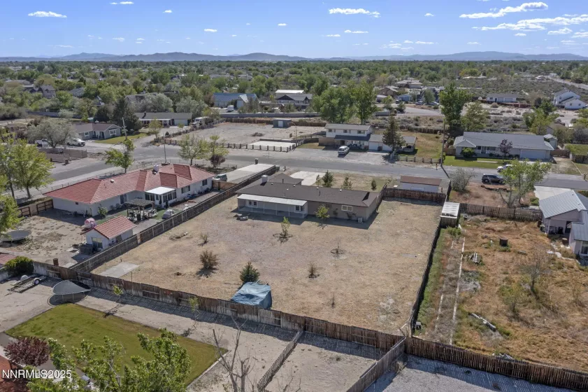 684 Carson River, Fallon, Nevada 89406, 3 Bedrooms Bedrooms, ,2 BathroomsBathrooms,Residential,Residential,Carson River,250052480
