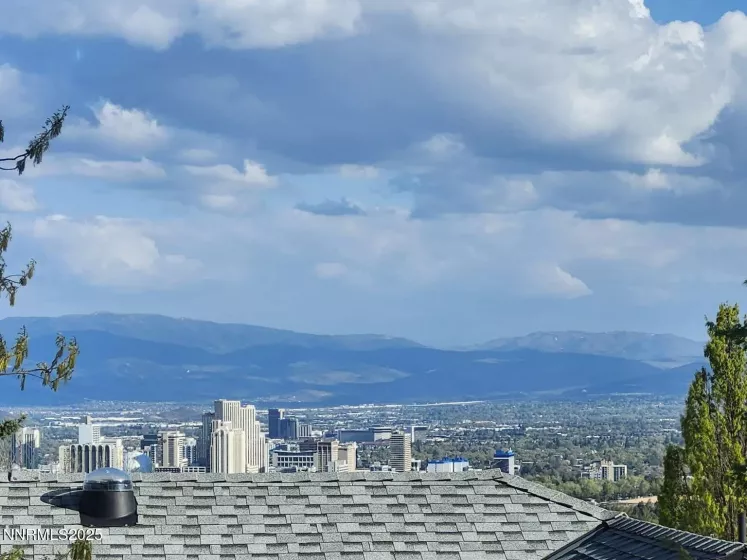732 Talus, Reno, Nevada 89503, 4 Bedrooms Bedrooms, ,3 BathroomsBathrooms,Residential,Residential,Talus,250052482