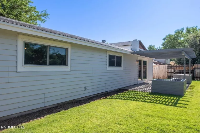 875 Camino Real, Sparks, Nevada 89434, 3 Bedrooms Bedrooms, ,2 BathroomsBathrooms,Residential,Residential,Camino Real,250052483