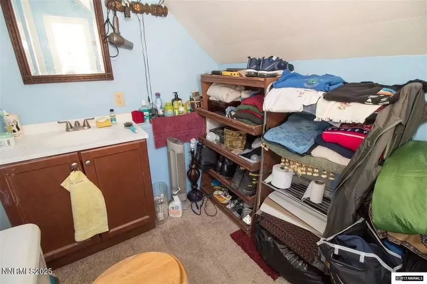 1016 C, Virginia City, Nevada 89440, 3 Bedrooms Bedrooms, ,5 BathroomsBathrooms,Residential,Residential,C,250051466