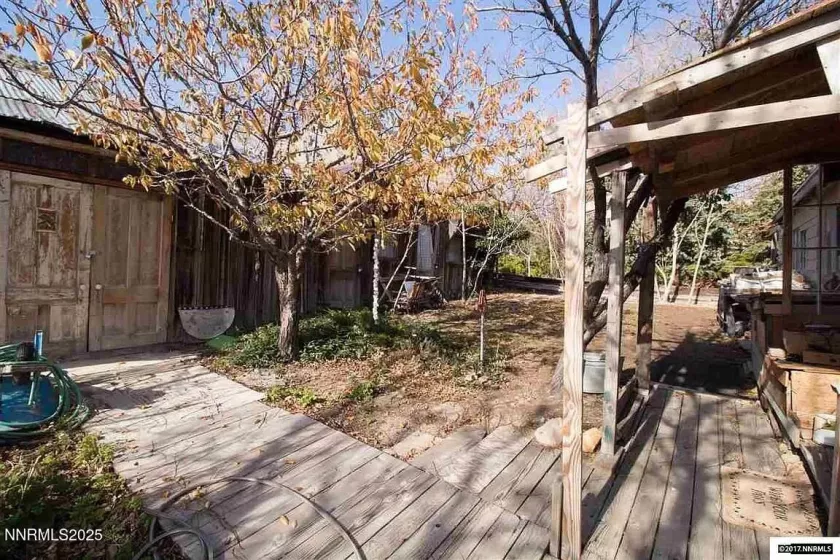 1016 C, Virginia City, Nevada 89440, 3 Bedrooms Bedrooms, ,5 BathroomsBathrooms,Residential,Residential,C,250051466