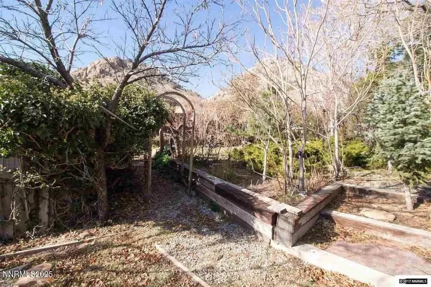 1016 C, Virginia City, Nevada 89440, 3 Bedrooms Bedrooms, ,5 BathroomsBathrooms,Residential,Residential,C,250051466