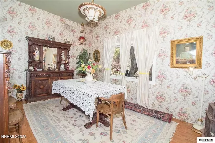 1016 C, Virginia City, Nevada 89440, 3 Bedrooms Bedrooms, ,5 BathroomsBathrooms,Residential,Residential,C,250051466