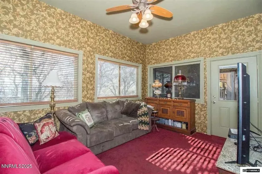 1016 C, Virginia City, Nevada 89440, 3 Bedrooms Bedrooms, ,5 BathroomsBathrooms,Residential,Residential,C,250051466