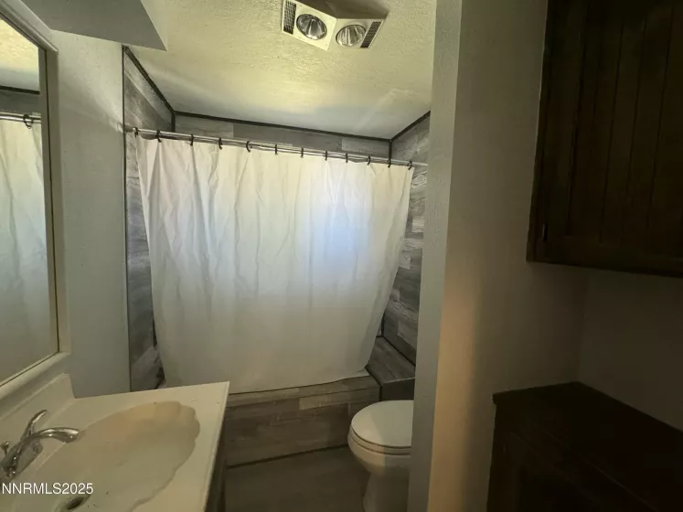 4440 Debra, Winnemucca, Nevada 89445, 4 Bedrooms Bedrooms, ,3 BathroomsBathrooms,Residential,Residential,Debra,250052489