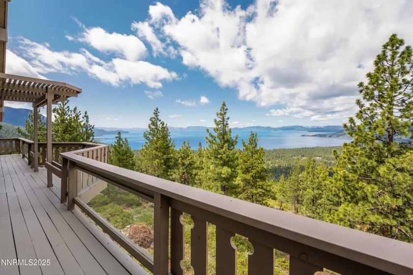1459 Glarus, Incline Village, Nevada 89451, 4 Bedrooms Bedrooms, ,4 BathroomsBathrooms,Residential,Residential,Glarus,250052490