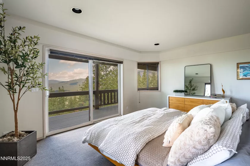 1459 Glarus, Incline Village, Nevada 89451, 4 Bedrooms Bedrooms, ,4 BathroomsBathrooms,Residential,Residential,Glarus,250052490
