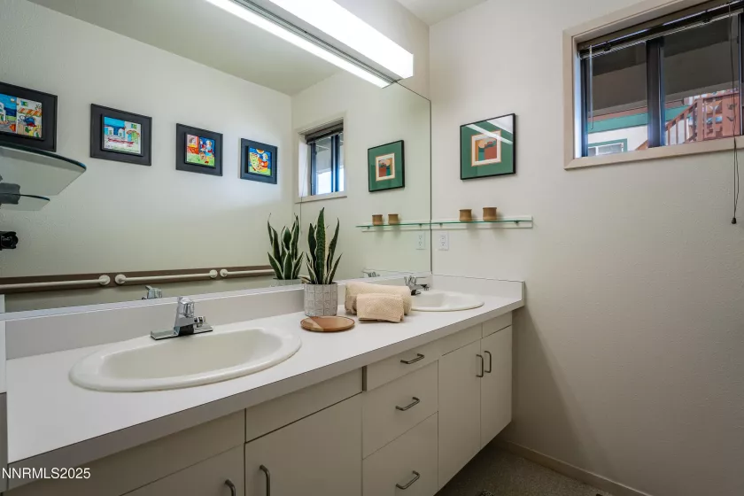1459 Glarus, Incline Village, Nevada 89451, 4 Bedrooms Bedrooms, ,4 BathroomsBathrooms,Residential,Residential,Glarus,250052490