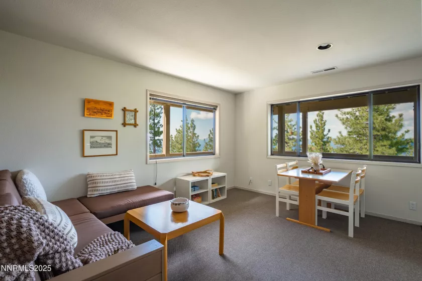 1459 Glarus, Incline Village, Nevada 89451, 4 Bedrooms Bedrooms, ,4 BathroomsBathrooms,Residential,Residential,Glarus,250052490