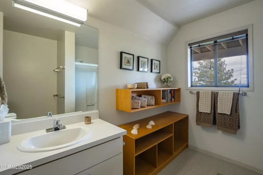 1459 Glarus, Incline Village, Nevada 89451, 4 Bedrooms Bedrooms, ,4 BathroomsBathrooms,Residential,Residential,Glarus,250052490
