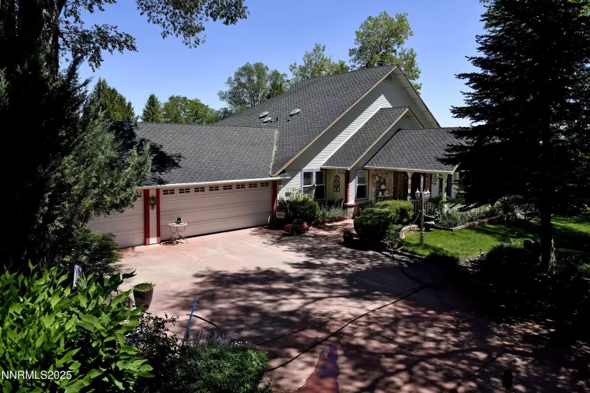 775 Foothill, Gardnerville, Nevada 89460, 7 Bedrooms Bedrooms, ,7 BathroomsBathrooms,Residential,Residential,Foothill,250052491