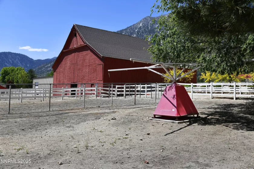 775 Foothill, Gardnerville, Nevada 89460, 7 Bedrooms Bedrooms, ,7 BathroomsBathrooms,Residential,Residential,Foothill,250052491