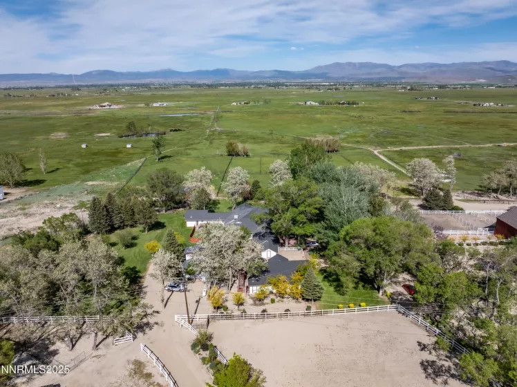 775 Foothill, Gardnerville, Nevada 89460, 7 Bedrooms Bedrooms, ,7 BathroomsBathrooms,Residential,Residential,Foothill,250052491