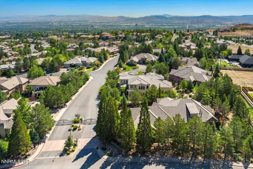 4990 Mountainshyre, Reno, Nevada 89519, 4 Bedrooms Bedrooms, ,4 BathroomsBathrooms,Residential,Residential,Mountainshyre,250052493