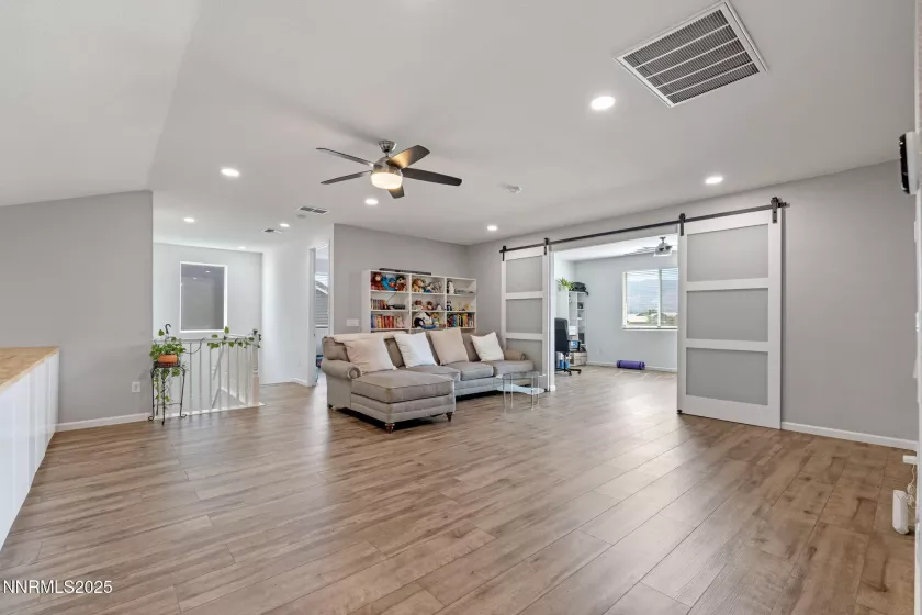 9435 Stony Hill, Reno, Nevada 89521, 5 Bedrooms Bedrooms, ,4 BathroomsBathrooms,Residential,Residential,Stony Hill,250052494