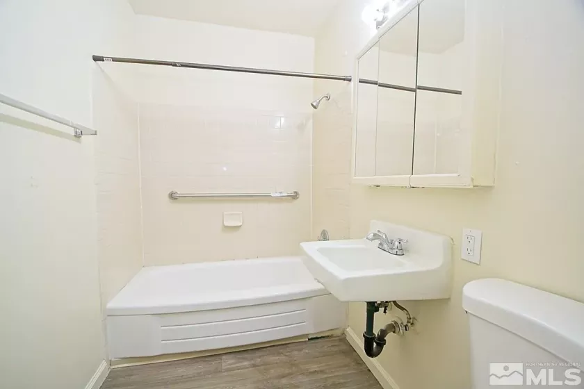 775 Moran, Reno, Nevada 89502, 2 Bedrooms Bedrooms, ,1 BathroomBathrooms,Residential Lease,Manufactured,Moran,250052497