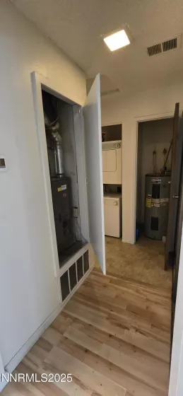 2111 Roundhouse, Sparks, Nevada 89431, 1 Bedroom Bedrooms, ,1 BathroomBathrooms,Residential,Residential,Roundhouse,250052501
