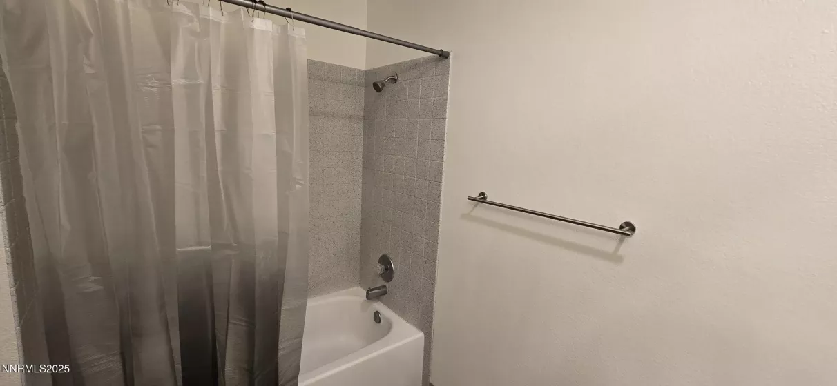 2111 Roundhouse, Sparks, Nevada 89431, 1 Bedroom Bedrooms, ,1 BathroomBathrooms,Residential,Residential,Roundhouse,250052501