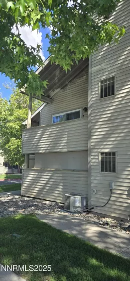 2111 Roundhouse, Sparks, Nevada 89431, 1 Bedroom Bedrooms, ,1 BathroomBathrooms,Residential,Residential,Roundhouse,250052501