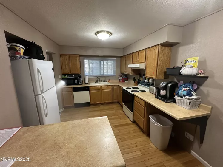 486 Smithridge, Reno, Nevada 89502, 2 Bedrooms Bedrooms, ,2 BathroomsBathrooms,Residential,Residential,Smithridge,250052502