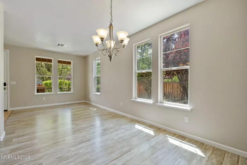 7121 Jermann, Sparks, Nevada 89436, 5 Bedrooms Bedrooms, ,3 BathroomsBathrooms,Residential,Residential,Jermann,250052504