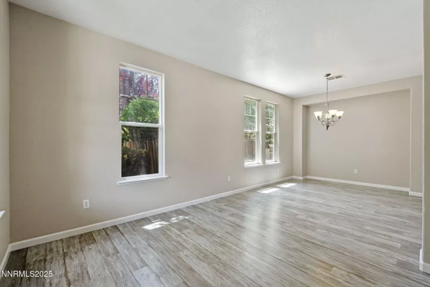 7121 Jermann, Sparks, Nevada 89436, 5 Bedrooms Bedrooms, ,3 BathroomsBathrooms,Residential,Residential,Jermann,250052504