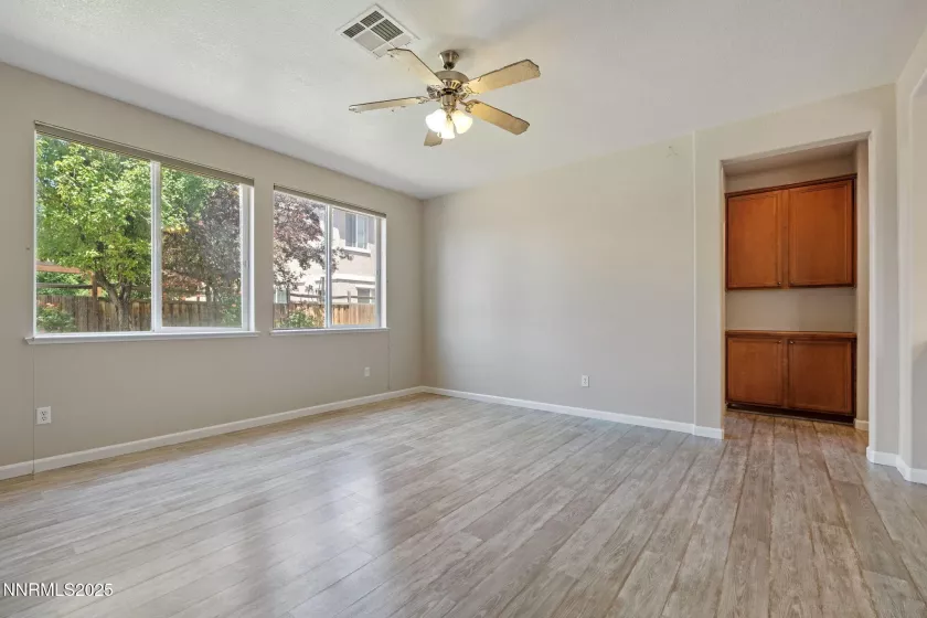 7121 Jermann, Sparks, Nevada 89436, 5 Bedrooms Bedrooms, ,3 BathroomsBathrooms,Residential,Residential,Jermann,250052504