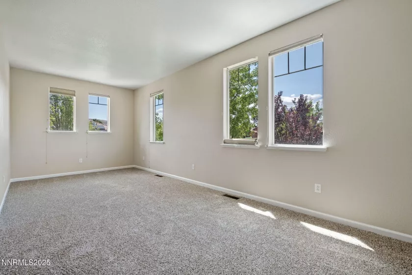 7121 Jermann, Sparks, Nevada 89436, 5 Bedrooms Bedrooms, ,3 BathroomsBathrooms,Residential,Residential,Jermann,250052504