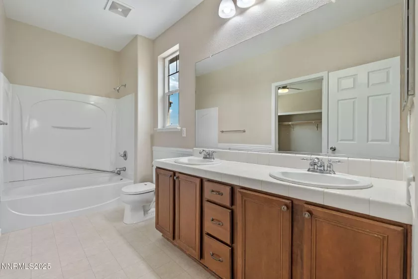 7121 Jermann, Sparks, Nevada 89436, 5 Bedrooms Bedrooms, ,3 BathroomsBathrooms,Residential,Residential,Jermann,250052504