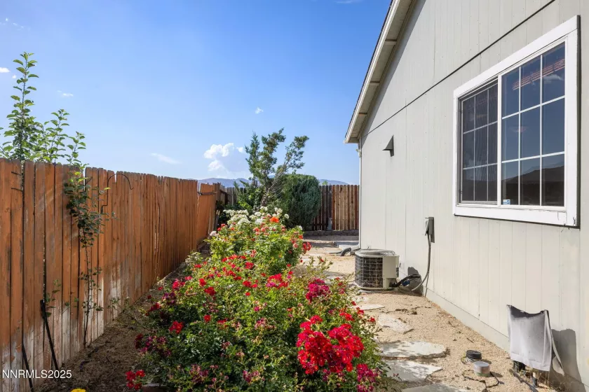 8733 Sunset Breeze, Reno, Nevada 89506, 2 Bedrooms Bedrooms, ,2 BathroomsBathrooms,Residential,Residential,Sunset Breeze,250052506