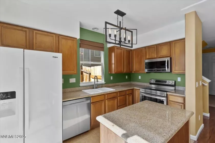 9266 Lone Wolf, Reno, Nevada 89506, 2 Bedrooms Bedrooms, ,2 BathroomsBathrooms,Residential,Residential,Lone Wolf,250052508
