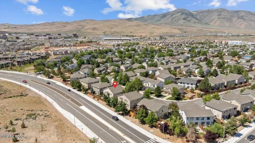 9266 Lone Wolf, Reno, Nevada 89506, 2 Bedrooms Bedrooms, ,2 BathroomsBathrooms,Residential,Residential,Lone Wolf,250052508