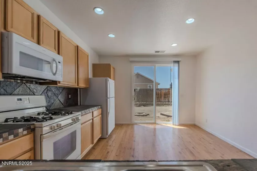 1191 Shadow, Fernley, Nevada 89408, 3 Bedrooms Bedrooms, ,2 BathroomsBathrooms,Residential,Residential,Shadow,250052510