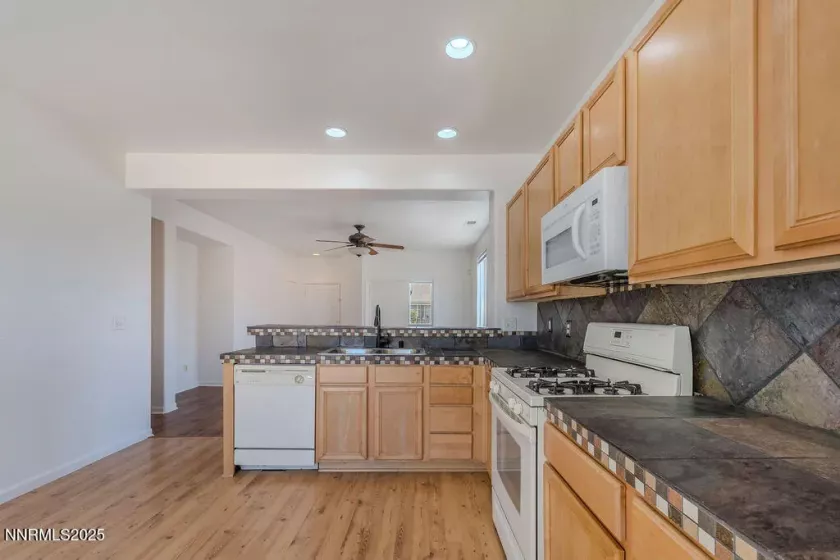 1191 Shadow, Fernley, Nevada 89408, 3 Bedrooms Bedrooms, ,2 BathroomsBathrooms,Residential,Residential,Shadow,250052510