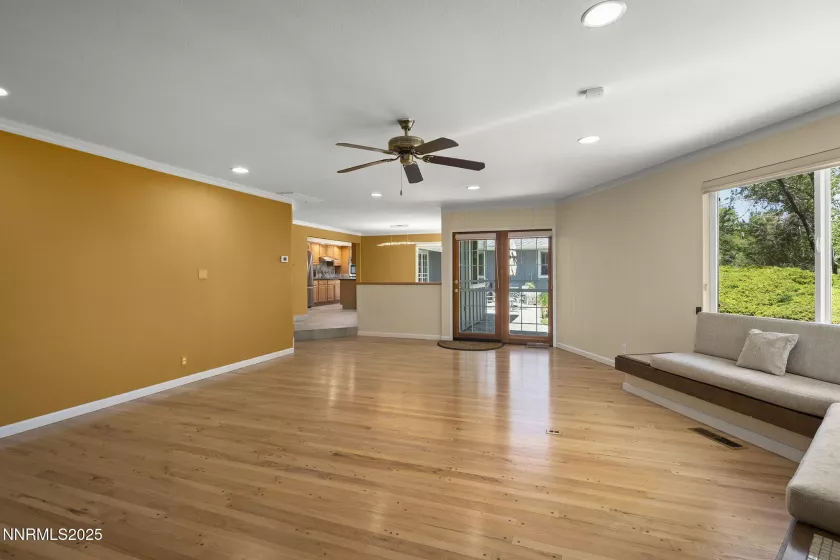 2645 Monterey, Reno, Nevada 89509, 3 Bedrooms Bedrooms, ,3 BathroomsBathrooms,Residential,Residential,Monterey,250050835