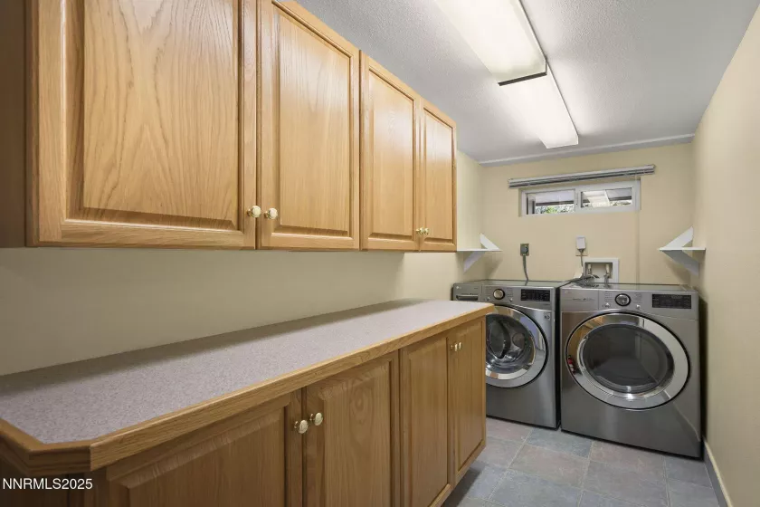 2645 Monterey, Reno, Nevada 89509, 3 Bedrooms Bedrooms, ,3 BathroomsBathrooms,Residential,Residential,Monterey,250050835
