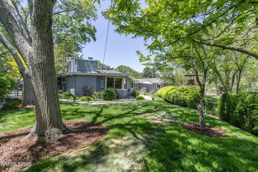 2645 Monterey, Reno, Nevada 89509, 3 Bedrooms Bedrooms, ,3 BathroomsBathrooms,Residential,Residential,Monterey,250050835